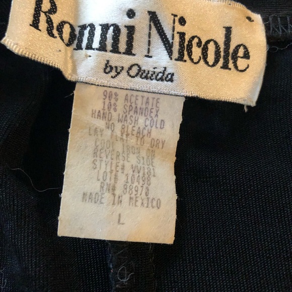 Social top - Picture 3 of 3